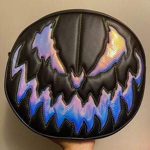 SOLD! ❤️Love Pain and Stitches Holo Snakeskin Bad Company (Kult)